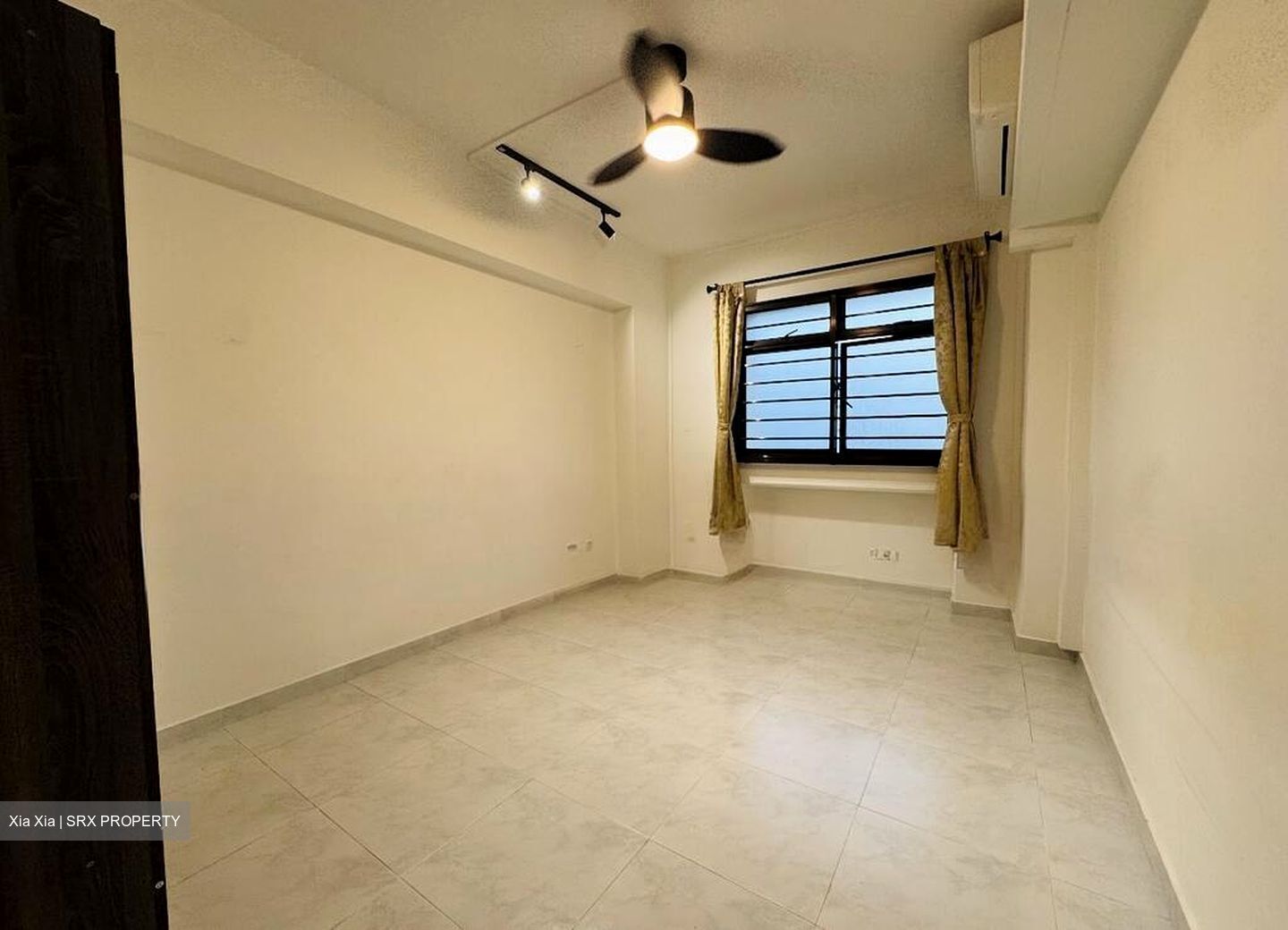 Sengkang East Way (Sengkang), HDB 3 Rooms #503168581